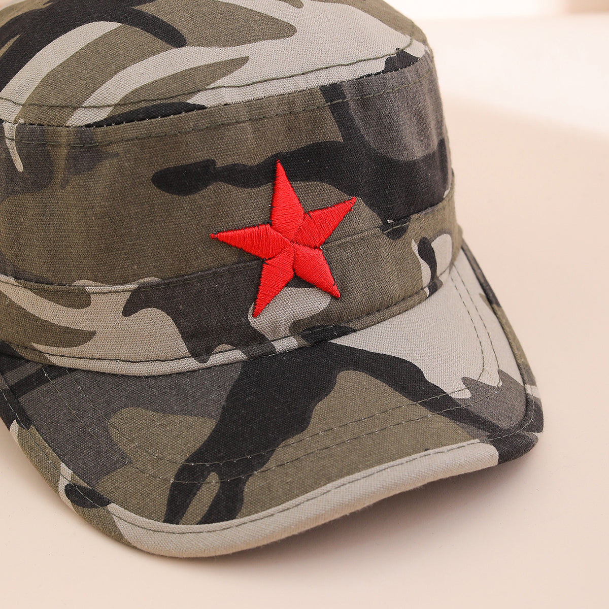 Outdoor Camouflage Flat-top Hat With Three-dimensional Embroidered Five-pointed Star Emblem And Sunshade Brim Hat, Suitable For Outdoor Wear.