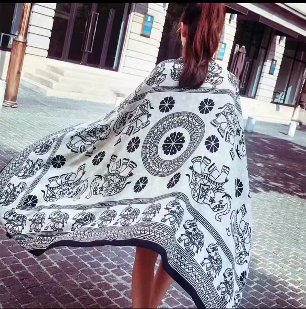Ethnic-style Dual-use Beach Towel New Arrival